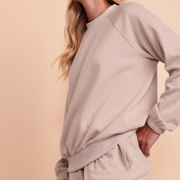 NWT Tropik Sweater, Size XL, Light mauve Colour - Picture 10 of 11